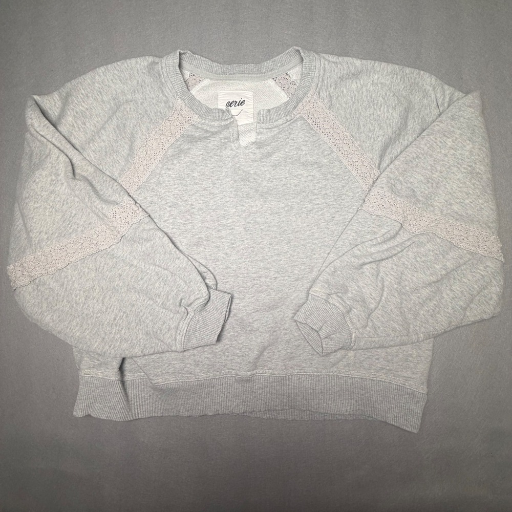 Aerie Women Gray Lace Trim Raglan Sweatshirt Small Notched Neck Cropped Fleece